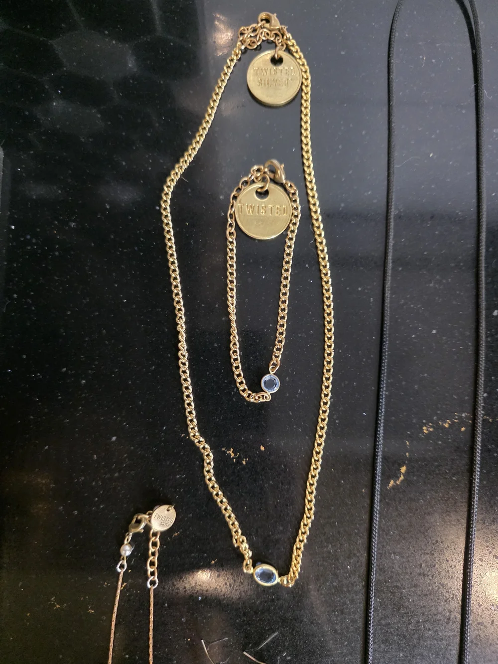 Gold And Siler Tone Women's Necklace, Bracelet And Earring Bundle - Picture 2 of 7